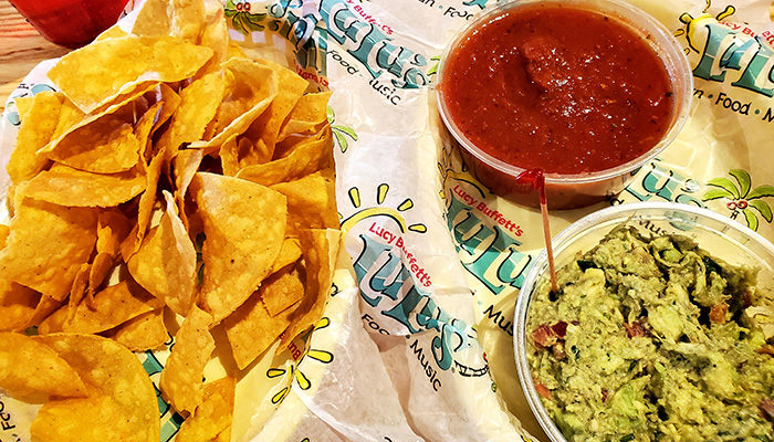 chips with salsa and quacamole